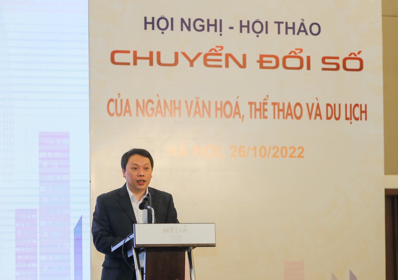 Thứ trưởng Bộ TTTT Nguyễn Huy Dũng phát biểu 
